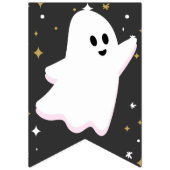 Onze kleine boe draait twee verjaardag vlaggetjes (Eerste vlag)