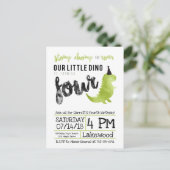 Onze Kleine Dino Verjaardag Uitnodiging Dinosaurus (Staand voorkant)