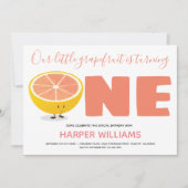 Onze kleine grapefruit die een eerste verjaardag w kaart (Voorkant)
