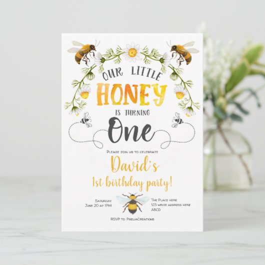 Onze kleine honing, hommel bij, bij 1e verjaardag kaart (Staand voorkant)