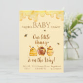 Onze kleine honing is onderweg! Baby shower Kaart (Staand voorkant)