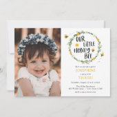 Onze kleine honingbij foto verjaardag uitnodiging (Voorkant)