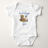 Onze Kleine Honkbalspeler Persoonlijke Baby Jongen Romper (Voorkant)
