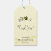 Onze kleine Hunny Bee Geel Verjaardag Dank u Cadeaulabel (Voorkant)