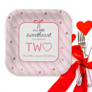Onze Kleine Liefje Is Twee Hartjes Verjaardag Papieren Bordje