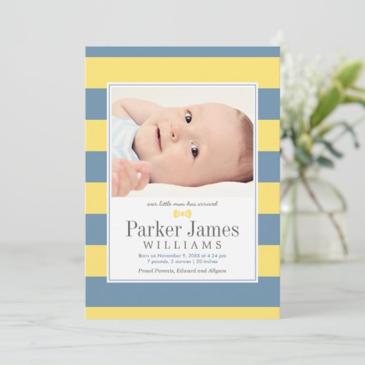 Onze kleine Man geel blauw knappe baby jongen gebo Aankondiging (Staand voorkant)