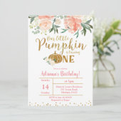 Onze kleine pompoen draaien één uitnodiging om (Staand voorkant)