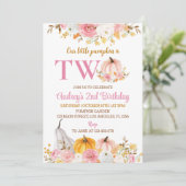 Onze Kleine Pompoen Roze 2e Verjaardag Uitnodiging (Staand voorkant)