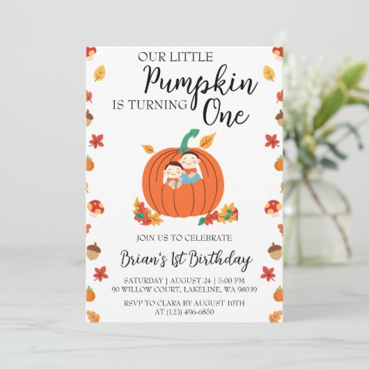 Onze kleine pompoen verjaardagsuitnodigingen kaart (Staand voorkant)