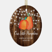 Onze kleine pompoenen gaven een persoonlijke najaa keramisch ornament (Rechts)