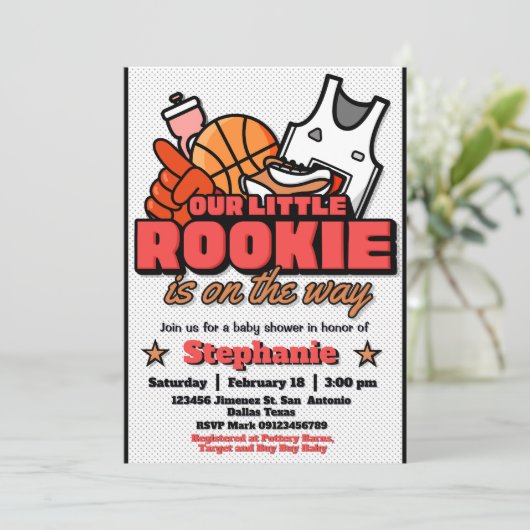 Onze kleine rookie is op komst uitnodiging (Staand voorkant)