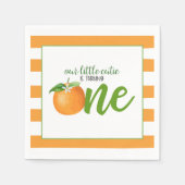 Onze kleine schatje draait een servet - of streep (Voorkant)