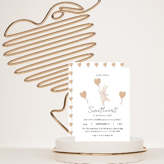 Onze kleine schatje draait op een dag.