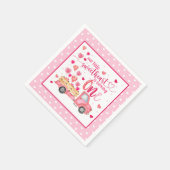 Onze kleine schatje maakt van een Napkin Servet (Hoek)