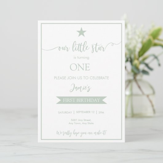 Onze kleine Star Birthday Flat Invitation Sage Kaart (Staand voorkant)