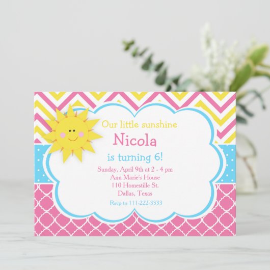 Onze kleine Sunshine Pink and Yellow Birthday Part Kaart (Staand voorkant)