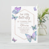 Onze kleine vlinder meisjes verjaardag uitnodiging (Staand voorkant)