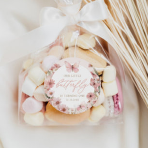 Onze kleine vlinder roze meisjes verjaardag ronde sticker