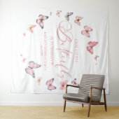 Onze kleine vlinder zacht roze verjaardagsfeest wandkleed (In Situ (horizontaal))