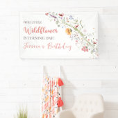 Onze kleine Wildflower Baby Meisje 1e Verjaardagsf Spandoek (Insitu)
