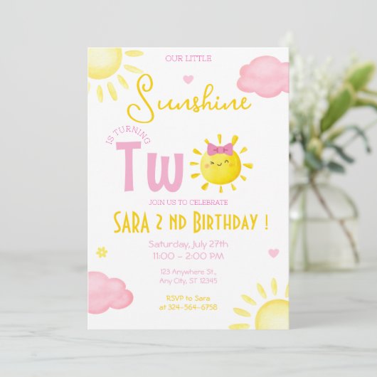 ONZE KLEINE ZONNESCHIJN WORDT TWEE JAAR KAART (Staand voorkant)