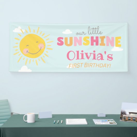 Onze kleine zonnige roze verjaardag elke leeftijd spandoek (Beurs)