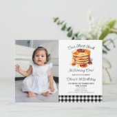 Onze korte stapel pannenkoeken ontbijt verjaardags kaart (Staand voorkant)