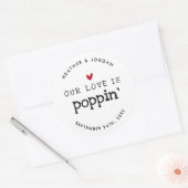 Onze Liefde Spat Wedding Popcorn Favor  Ronde Sticker (Envelop)