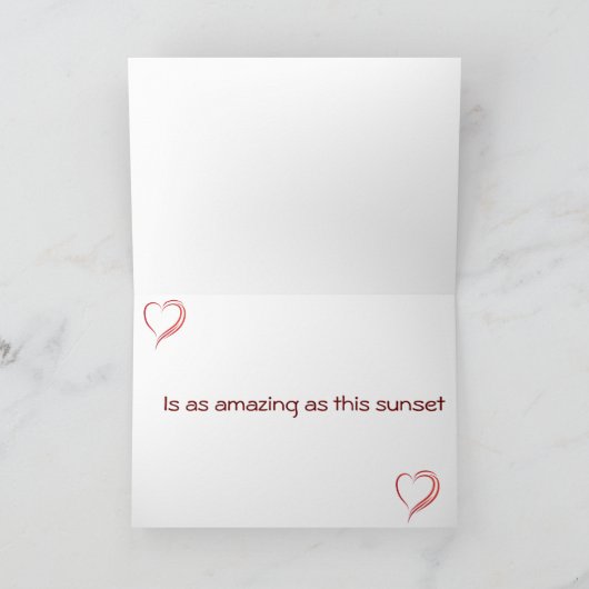 **ONZE LIEFT IS ZO VERBAZEND ALS DEZE SUNSET** FEESTDAGEN KAART (Binnen)