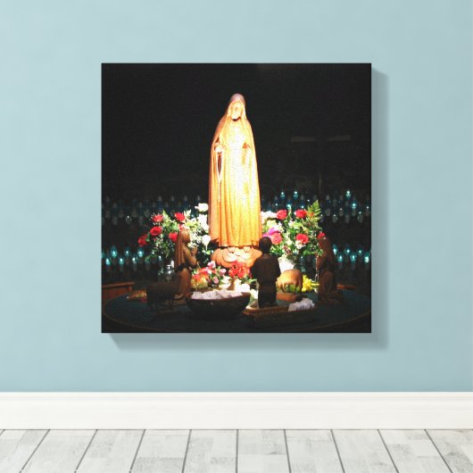 Onze Lieve Vrouw van Fatima Verpakt Canvas Print (Insitu (Houten vloer))