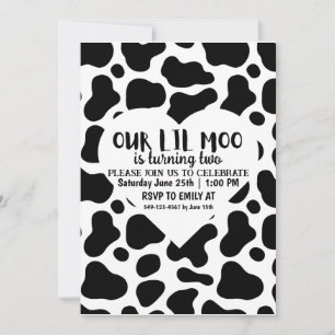 Onze Lil Moo-jongen draait twee verjaardagskaart Kaart