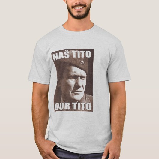 ONZE MARSHAL TITO FOTO T-SHIRT (Voorkant)