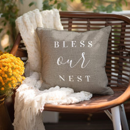 Onze nest | Rustic Beige Farmhouse Kussen
