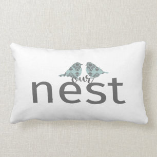 Onze nestgrijs en blauw met twee vogels kussen
