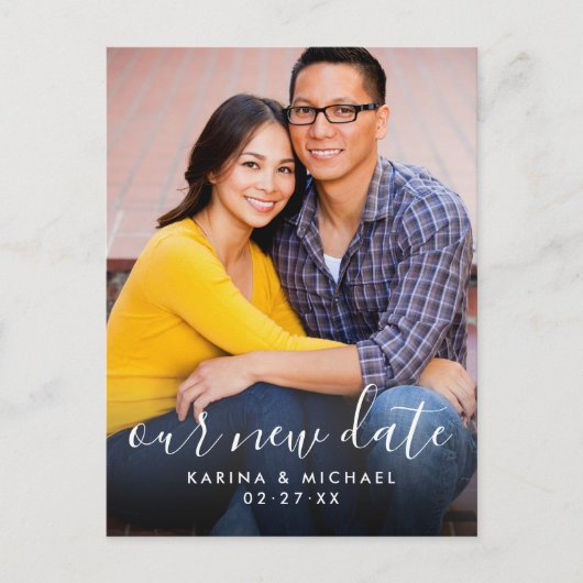 Onze nieuwe datum Handgeschreven Script Wedding Ph Aankondigingskaart (Voorkant)