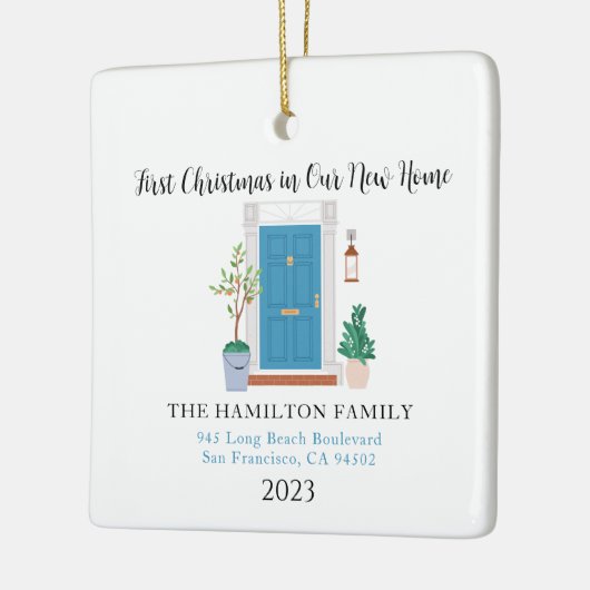 Onze nieuwe Home Eerste Kerstmis Blauwe voordeur Keramisch Ornament (Links)