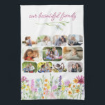 Onze prachtige familie  Wildflower 11 Foto Theedoek<br><div class="desc">keukenhanddoeken voor wilde bloemen, voorzien van 11 van je favoriete foto's en aangepaste titel, zoals "onze mooie familie". Uw foto's worden getoond in rond gemaakte rechthoekvormen en, als u om het even welke problemen met plaatsing hebt, probeer bebouwend uw afbeelding aan een horizontale landschapsvorm en re-uploadend. Het ontwerp bevat gevoelige...</div>