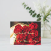 "Onze trouwdatum" - Red Rose Bouquet Aankondigingskaart (Staand voorkant)