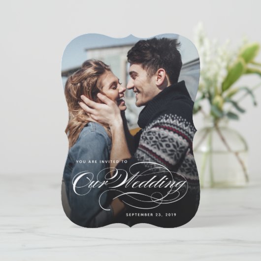Onze uitnodiging tot grote fotobruiloft (Staand voorkant)