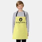 Onze Vegan Kitchen Kind Geel Apron Schort (Gedragen)