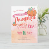 Onze zoete kleine pompoen voor de eerste verjaarda kaart (Staand voorkant)