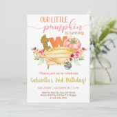 Onze zoete pompoen 2e verjaardag uitnodiging. kaart (Staand voorkant)