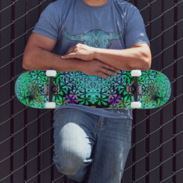 Oog catcher! Fractal bloemen in koele kleuren - Persoonlijk Skateboard
