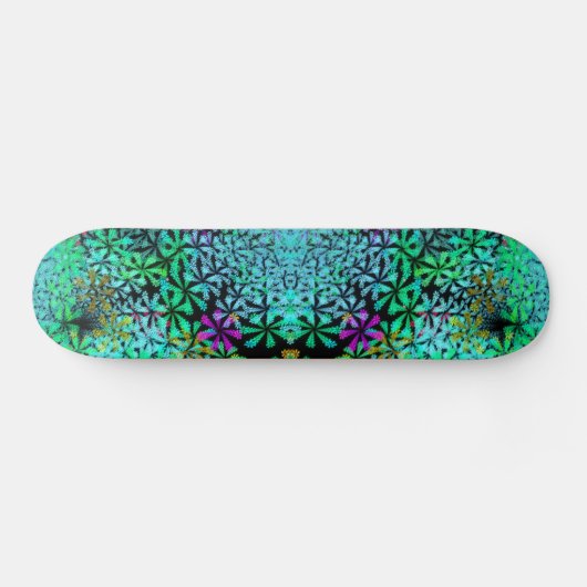 Oog catcher! Fractal bloemen in koele kleuren - Persoonlijk Skateboard (Horizontaal)