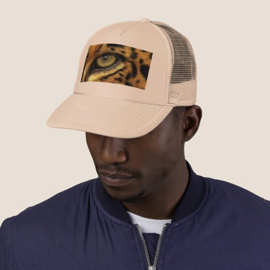 OOG VAN HET PET VAN JAGUAR II (In situ)