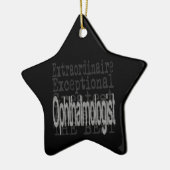 Oogarts Extraordinaire Keramisch Ornament (Links)