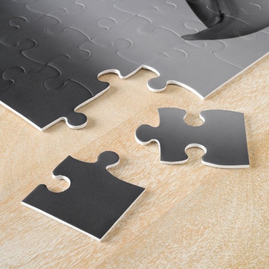 Oogoog van zwarte en witte arend legpuzzel (Zijkant)