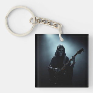 Oogstmachine op het podium met gitaar sleutelhanger
