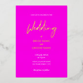 Oogstrelend Roze Oranje Script Bruiloft Modern Folie Uitnodiging (Voorkant)