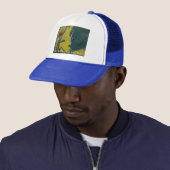oom Sam wijzend naar storm Trucker Pet (In situ)
